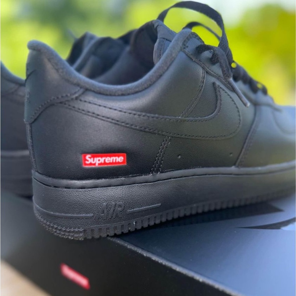 Black Supreme x AF1